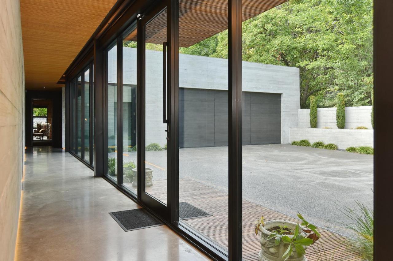Bridle Path Retreat - Christchurch Holiday Homes Экстерьер фото