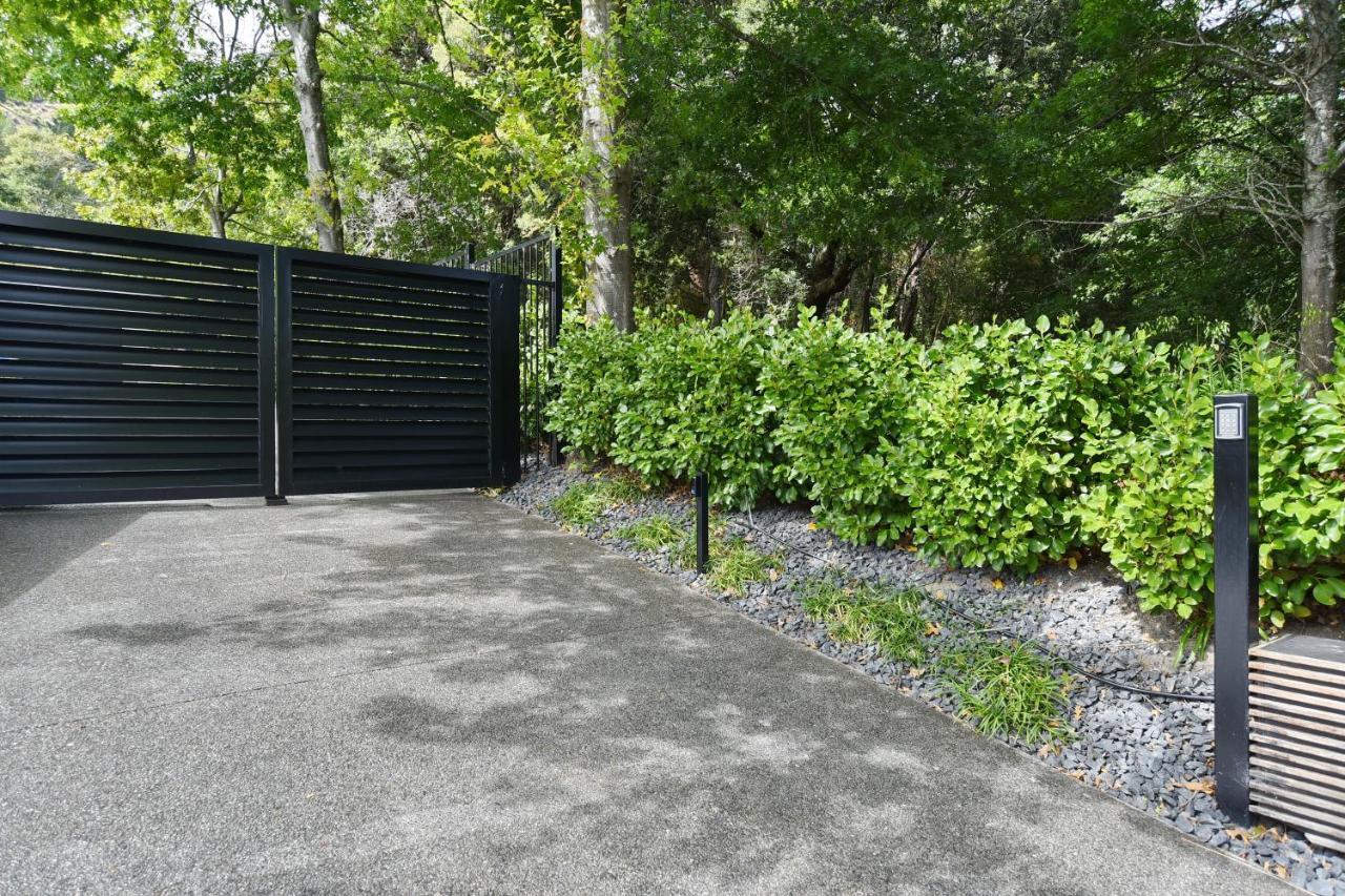 Bridle Path Retreat - Christchurch Holiday Homes Экстерьер фото